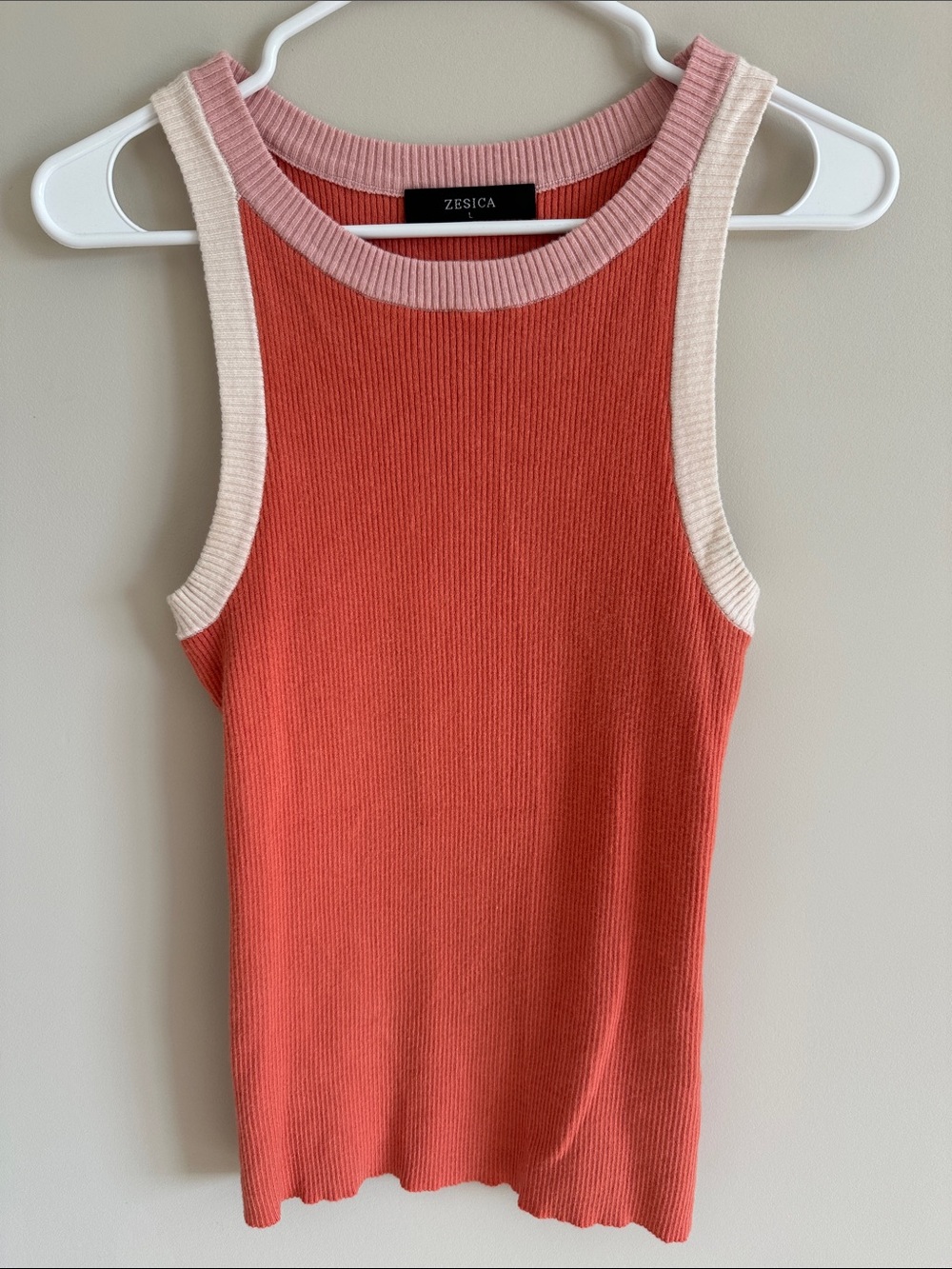 Zesica Coral Ribbed Sweater Tank with Contrast Trim